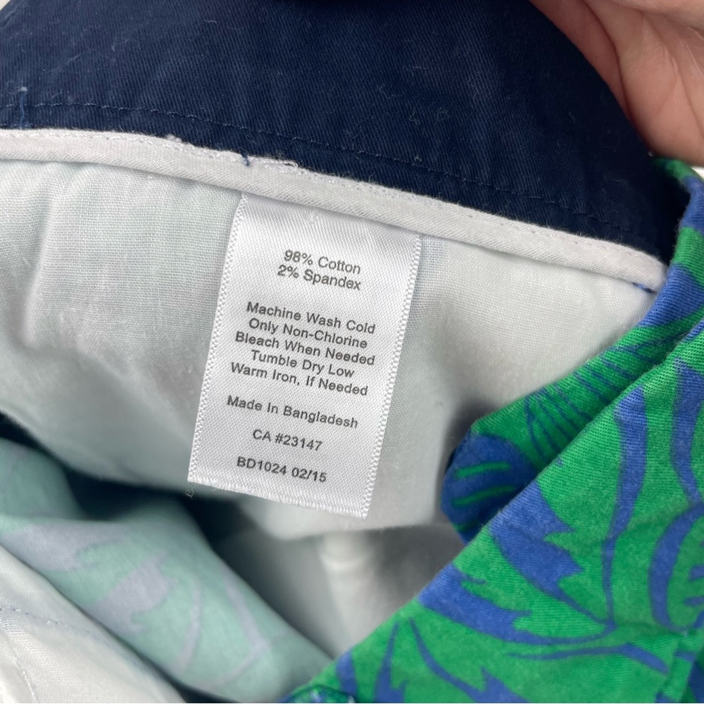 Talbots The Daily Shorts Blue Green Floral Tropical Women Size 12 Petite - Picture 5 of 6